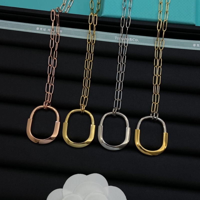 T*f*ny necklaces